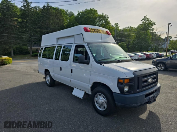 2014 Ford Econoline Cargo Commercial z VIN 1FTNS2EWXEDA97118, wystawiony jako Copart lot #61489445 z przebiegiem 79 271 mil mil oraz Czysty tytuł • Clean title. Historia ofert i sprzedaży dostępna na DreamBid. Obrazek 1.