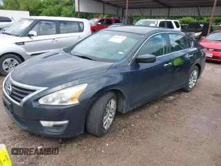 2015 Nissan Altima SV with VIN 1N4AL3APXFC225127, listed as a IAAI auction lot 42116241 with 191,040 mi miles and . Bid and sale history available at DreamBid. Image 2.