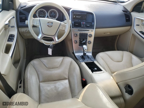 2013 Volvo XC60 T6 with VIN YV4902DZ6D2455857, listed as a Copart auction lot 53898815 with 198,733 mi miles and Salvage Title. Bid and sale history available at carsss.com. Image 8.