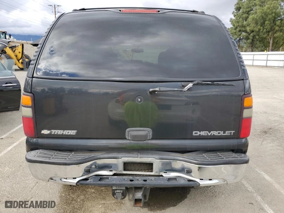 2004 Chevrolet Tahoe LS with VIN 1GNEC13T64R216680, listed as a Copart auction lot 47055305 with 205,789 mi miles and Clean Title. Bid and sale history available at carsss.com. Image 6.