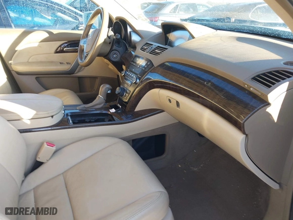 2013 Acura MDX Tech Pkg with VIN 2HNYD2H31DH524190, listed as a IAAI auction lot 41316738 with 92,415 mi miles. Bid and sale history available at carsss.com. Image 5.