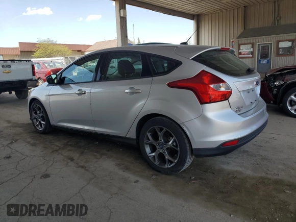 2013 Ford Focus SE with VIN 1FADP3K2XDL205333, listed as a Copart auction lot 54397975 with 104,019 mi miles and Clean Title. Bid and sale history available at carsss.com. Image 2.