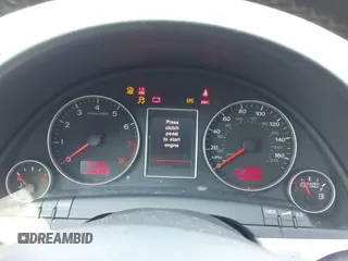 2008 Audi A4 с VIN WAUSF98E78A049081, выставлен на аукционе IAAI как лот 41828768 с пробегом 250 540 миль миль и . История ставок и продаж доступна на DreamBid. Изображение 7.