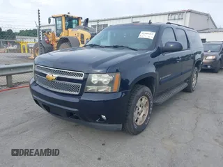 2007 Chevrolet Suburban LT с VIN 1GNFK16397J189254, выставлен на аукционе IAAI как лот 42508262 с пробегом 228 459 миль миль и . История ставок и продаж доступна на DreamBid. Изображение 2.
