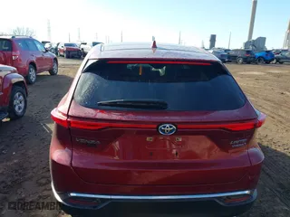 2021 Toyota Venza LE with VIN JTEAAAAH4MJ067109, listed as a IAAI auction lot 41694804 with 61,546 mi miles. Bid and sale history available at carsss.com. Image 16.