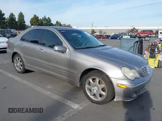 2006 Mercedes-Benz C 280 Luxury with VIN WDBRF54H56A909744, listed as a IAAI auction lot 39415277 with 285,769 mi miles and . Bid and sale history available at DreamBid. Image 1.