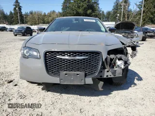 2019 Chrysler 300 Touring with VIN 2C3CCAAG9KH700902, listed as a Copart auction lot 53486655 with 52,944 mi miles and Salvage Title. Bid and sale history available at carsss.com. Image 5.