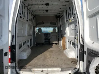2021 Nissan NV Cargo SV z VIN 1N6BF0LY5MN811081, wystawiony jako Copart lot #57692305 z przebiegiem 249 132 mil mil oraz Szkody całkowita. Historia ofert i sprzedaży dostępna na DreamBid. Obrazek 10.