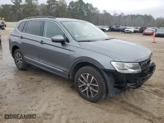 2020 Volkswagen Tiguan SE with VIN 3VV2B7AXXLM176788, listed as a Copart auction lot 89093655 with 92,957 mi miles and Clean Title. Bid and sale history available at carsss.com. Image 4.