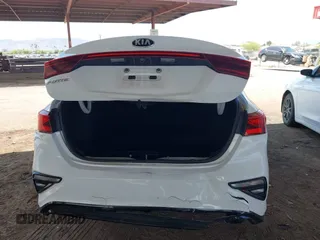2020 Kia Forte LXS z VIN 3KPF24ADXLE152263, wystawiony jako IAAI lot #42218444 z przebiegiem 88 828 mil mil oraz . Historia ofert i sprzedaży dostępna na DreamBid. Obrazek 15.