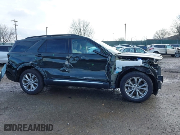 2023 Ford Explorer XLT with VIN 1FMSK8DH6PGC33797, listed as a IAAI auction lot 41111945 with 5,182 mi miles. Bid and sale history available at carsss.com. Image 18.