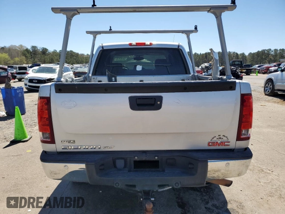 2011 GMC Sierra 1500 SLT с VIN 3GTP2WE37BG206316, выставлен на аукционе Copart как лот 50086035 с пробегом 68 930 миль миль и Списание • Salvage title. История ставок и продаж доступна на DreamBid. Изображение 6.