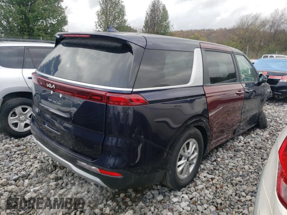 2024 Kia Carnival LX with VIN KNDNB4H33R6413398, listed as a Copart auction lot 80914704 with 2,371 mi miles and Clean Title. Bid and sale history available at carsss.com. Image 3.
