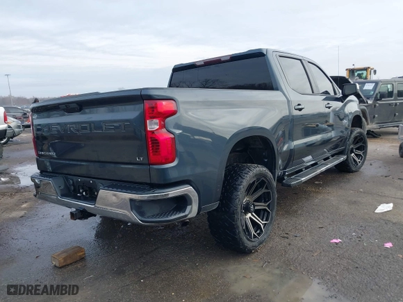 2019 Chevrolet Silverado 1500 LT with VIN 1GCPWCED3KZ146322, listed as a IAAI auction lot 41434070 with 135,233 mi miles. Bid and sale history available at carsss.com. Image 4.
