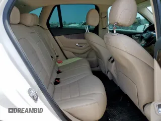2019 Mercedes-Benz GLC 300 z VIN WDC0G4JB1K1004858, wystawiony jako Copart lot #56988185 z przebiegiem 46 328 mil mil oraz Szkoda całkowita • Salvage title. Historia ofert i sprzedaży dostępna na DreamBid. Obrazek 11.
