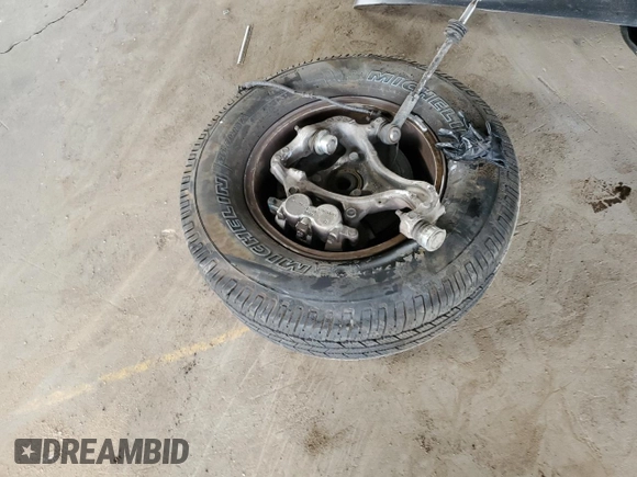 2016 Ram 1500 Tradesman z VIN 3C6JR6DGXGG172019, wystawiony jako Copart lot #81685804 z przebiegiem 132 928 mil mil oraz Szkoda całkowita • Salvage title. Historia ofert i sprzedaży dostępna na DreamBid. Obrazek 12.