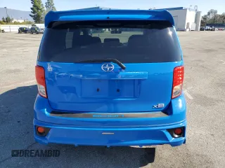 2011 Scion xB z VIN JTLZE4FE2B1133766, wystawiony jako Copart lot #46705885 z przebiegiem 119 629 mil mil oraz Szkoda całkowita • Salvage title. Historia ofert i sprzedaży dostępna na DreamBid. Obrazek 6.