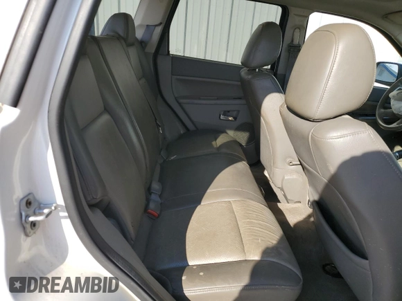 2009 Jeep Grand Cherokee Laredo with VIN 1J8HR48P89C532571, listed as a Copart auction lot 57309544 with 203,423 mi miles and Non Repairable. Bid and sale history available at carsss.com. Image 11.
