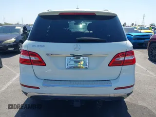 2013 Mercedes-Benz M 350 with VIN 4JGDA5JB6DA216944, listed as a IAAI auction lot 42532706 with 104,443 mi miles and . Bid and sale history available at DreamBid. Image 16.
