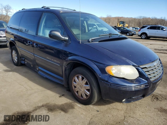 2006 Chrysler Town & Country LWB Limited with VIN 2A8GP64L16R784567, listed as a Copart auction lot 81466244 with 108,211 mi miles and Clean Title. Bid and sale history available at carsss.com. Image 4.