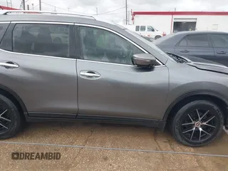2015 Nissan Rogue SL with VIN 5N1AT2MT4FC773875, listed as a IAAI auction lot 41803439 with 206,399 mi miles. Bid and sale history available at carsss.com. Image 13.