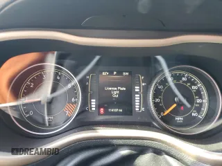 2015 Jeep Cherokee Sport z VIN 1C4PJLAB9FW731898, wystawiony jako Copart lot #55966565 z przebiegiem 114 137 mil mil oraz Szkoda całkowita • Salvage title. Historia ofert i sprzedaży dostępna na DreamBid. Obrazek 9.