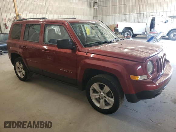 2014 Jeep Patriot Latitude with VIN 1C4NJRFB2ED734624, listed as a Copart auction lot 60675175 with 91,624 mi miles and Salvage title. Bid and sale history available at DreamBid. Image 4.