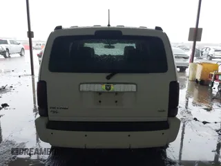 2008 Dodge Nitro R/T z VIN 1D8GT58638W218746, wystawiony jako IAAI lot #42200153 z przebiegiem 186 676 mil mil oraz . Historia ofert i sprzedaży dostępna na DreamBid. Obrazek 16.