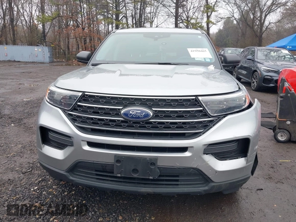 2023 Ford Explorer XLT with VIN 1FMSK8DH4PGA98237, listed as a IAAI auction lot 41950465 with 25,493 mi miles. Bid and sale history available at carsss.com. Image 12.