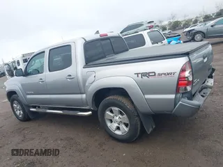 2014 Toyota Tacoma PreRunner with VIN 5TFJU4GN1EX052382, listed as a IAAI auction lot 41533721 with 165,245 mi miles. Bid and sale history available at carsss.com. Image 15.