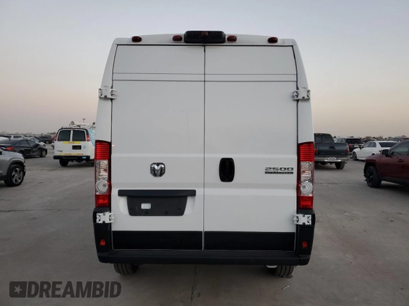 2024 Ram ProMaster Cargo Tradesman with VIN 3C6LRVDG7RE132725, listed as a Copart auction lot 49747225 with 2,020 mi miles and Salvage Title. Bid and sale history available at DreamBid. Image 6.