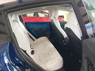 2022 Tesla Model 3 Long Range with VIN 5YJ3E1EB3NF267365, listed as a IAAI auction lot 41996594 with 32,687 mi miles and . Bid and sale history available at DreamBid. Image 8.