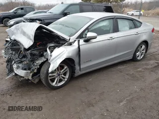 2018 Ford Fusion SE z VIN 3FA6P0LU3JR141401, wystawiony jako IAAI lot #41718444 z przebiegiem Nie podano mil oraz . Historia ofert i sprzedaży dostępna na DreamBid. Obrazek 18.