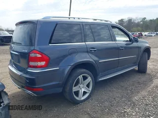 2011 Mercedes-Benz GL-Class GL 550 with VIN 4JGBF8GEXBA634772, listed as a IAAI auction lot 42025095 with 183,986 mi miles. Bid and sale history available at carsss.com. Image 4.