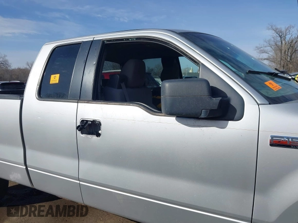 2006 Ford F-150 STX with VIN 1FTRX12W66FA56959, listed as a IAAI auction lot 41773435 with 172,353 mi miles. Bid and sale history available at carsss.com. Image 6.