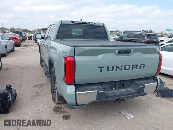 2022 Toyota Tundra 2WD SR5 with VIN 5TFLA5AB5NX006754, listed as a IAAI auction lot 41498895 with 50,042 mi miles. Bid and sale history available at carsss.com. Image 3.