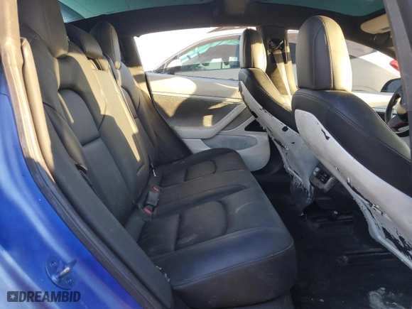 2019 Tesla Model 3 Long Range with VIN 5YJ3E1EB3KF211762, listed as a Copart auction lot 46481575 with 93,410 mi miles and Salvage Title. Bid and sale history available at carsss.com. Image 10.