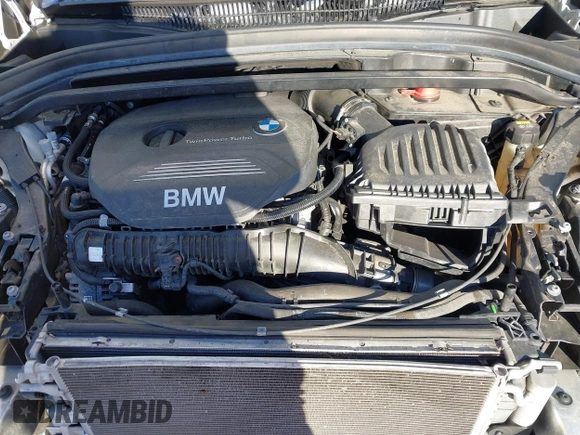 2018 BMW X1 xDrive28i z VIN WBXHT3C36J5L30217, wystawiony jako IAAI lot #41237775 z przebiegiem 60 071 mil mil oraz . Historia ofert i sprzedaży dostępna na DreamBid. Obrazek 10.