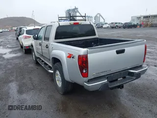 2005 Chevrolet Colorado 1SF LS Z71 with VIN 1GCDT136158270880, listed as a IAAI auction lot 42198834 with 104,019 mi miles. Bid and sale history available at carsss.com. Image 3.