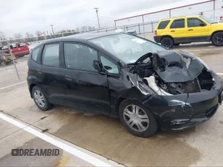 2009 Honda Fit z VIN JHMGE87239S068654, wystawiony jako IAAI lot #41047510 z przebiegiem 146 469 mil mil oraz . Historia ofert i sprzedaży dostępna na DreamBid. Obrazek 1.