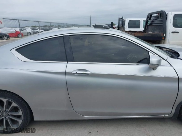 2013 Honda Accord Cpe EX-L with VIN 1HGCT2B86DA003523, listed as a IAAI auction lot 41927716 with NaN miles. Bid and sale history available at carsss.com. Image 14.