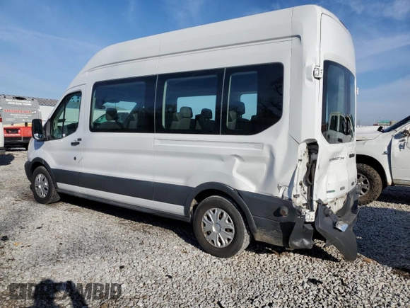 2017 Ford Transit Passenger XL with VIN 1FBAX2XG9HKA16734, listed as a Copart auction lot 44438005 with 34,029 mi miles and Salvage Title. Bid and sale history available at carsss.com. Image 2.
