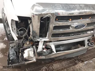 2009 Ford Super Duty F-250 SRW XL with VIN 1FTSX21579EA23060, listed as a IAAI auction lot 41308974 with 186,631 mi miles. Bid and sale history available at carsss.com. Image 6.