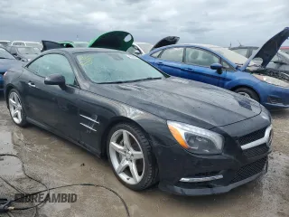 2013 Mercedes-Benz SL-Class SL 550 with VIN WDDJK7DA3DF002070, listed as a Copart auction lot 74920034 with 0 mi miles and Non Repairable. Bid and sale history available at carsss.com. Image 4.