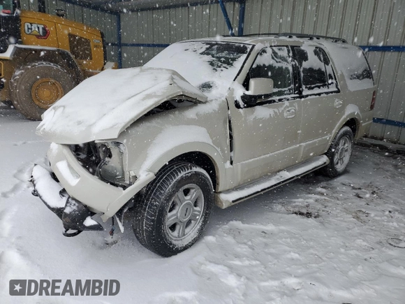 2005 Ford Expedition Limited with VIN 1FMPU20535LB13520, listed as a Copart auction lot 42314655 with 191,691 mi miles and Non Repairable. Bid and sale history available at carsss.com. Image 1.