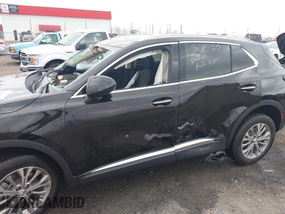2022 Buick Envision Preferred with VIN LRBAZLR40ND160377, listed as a IAAI auction lot 41800820 with Not Provided miles. Bid and sale history available at carsss.com. Image 6.