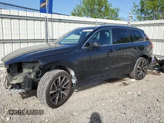 2021 Volvo XC90 Momentum z VIN YV4A22PK3M1773379, wystawiony jako Copart lot #53977775 z przebiegiem 36 703 mil mil oraz Szkoda całkowita • Salvage title. Historia ofert i sprzedaży dostępna na DreamBid. Obrazek 1.