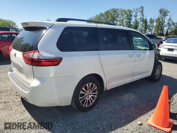 2020 Toyota Sienna XLE Auto Access Seat with VIN 5TDYZ3DC5LS077219, listed as a Copart auction lot 58377395 with 104,517 mi miles and Salvage title. Bid and sale history available at DreamBid. Image 3.