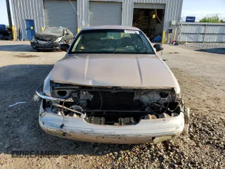 1997 Mercury Grand Marquis LS with VIN 2MELM75W3VX692074, listed as a Copart auction lot 52542335 with 211,850 mi miles and Salvage Title. Bid and sale history available at DreamBid. Image 5.