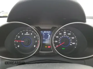 2014 Hyundai Veloster with VIN KMHTC6ADXEU184741, listed as a Copart auction lot 81136964 with 85,453 mi miles and Salvage Title. Bid and sale history available at carsss.com. Image 9.